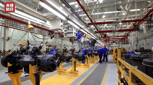 紅色財經(jīng) 信物百年 第六十四集丨山溝溝誕生的汽車廠 遠(yuǎn)銷80多個國家和地區(qū) 一盞馬燈,照亮新中國汽車工業(yè)體系之路